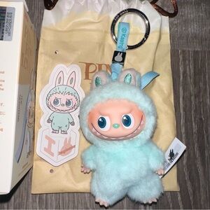 AQUA “I” PIN FOR LOVE LABUBU KEYCHAIN